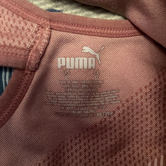 2-pack Puma Sports Bras. Size L. Pink and Blue. - Picture 4 of 5